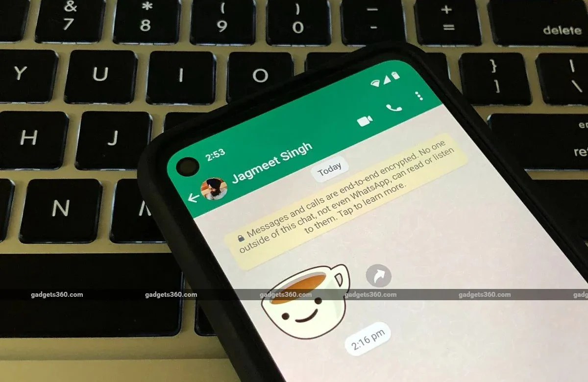 WhatsApp Unveils New Features: Improved Chat Archiving, Customizable Wallpapers, and More!